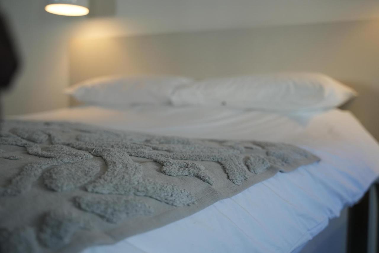 Gorgeous Comfortable Apartment On The High Street Merthyr Tydfil Dış mekan fotoğraf